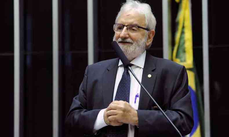 Para Ivan Valente, a interveno federal no Rio 'tem motivao poltica e eleitoral'(foto: Lcio Bernardo Jr./Cmara dos Deputados)