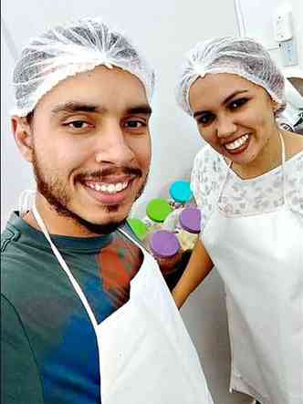 Juntos h 2 anos, Luiz Felippe e Camila dividem responsabilidades em delivery de aa(foto: Fotos: Arquivo pessoal)