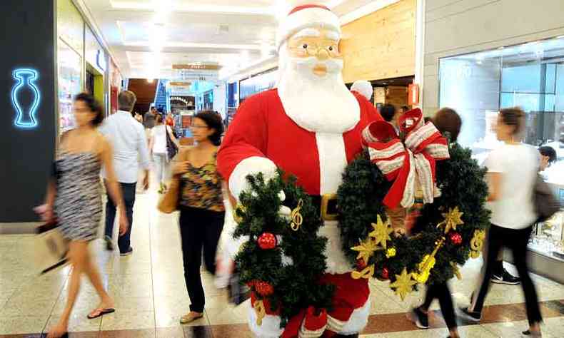A exemplo de anos anteriores, os shoppings se preparam para emendar as vendas da Black Friday ao Natal(foto: Tlio Santos/EM/D.A Press 23/12/17)