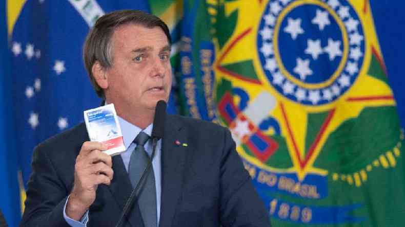 Presidente Jair Bolsonaro defende medicamentos como hidroxicloroquina e ivermectina, mesmo sem qualquer respaldo cientfico(foto: Getty Images)