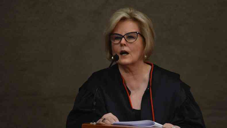 A ministra Rosa Weber durante discurso