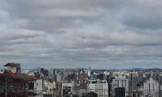 A umidade relativa do ar ficar em torno dos 50% no fim da tarde(foto: Edesio Ferreira/EM/DA Press)