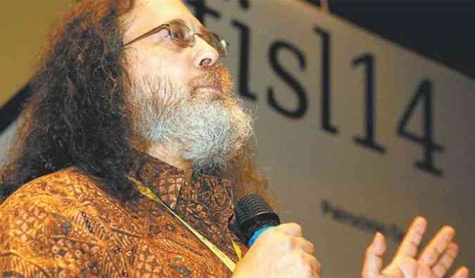 Richard Stallman compara os trabalhos proprietrios ao sistema colonial, no qual a populao  privada do seu direito a liberdade e  dominada pelas grandes corporaes(foto: GUILHERME DIAS/INDICEFOTO)
