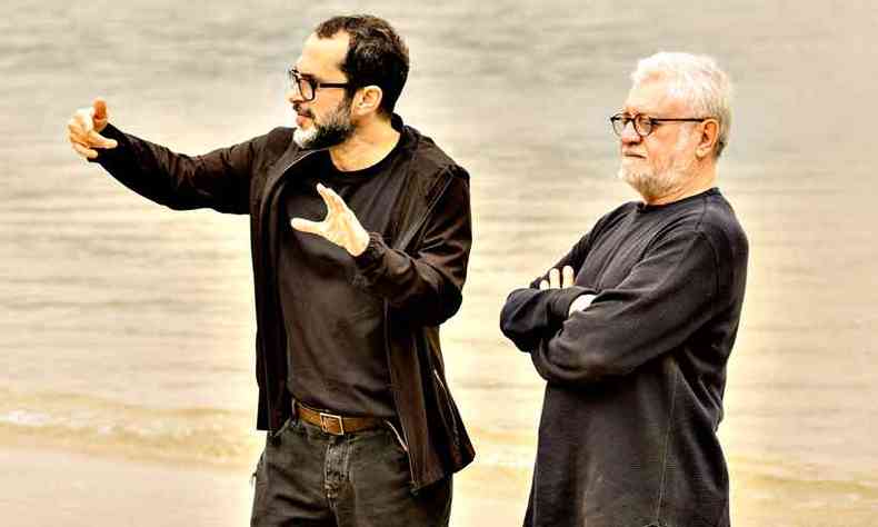 O diretor Jos Luiz Villamarim e o fotgrafo Walter Carvalho procuram dar tratamento cinematogrfico  novela(foto: Globo/Divulgao)