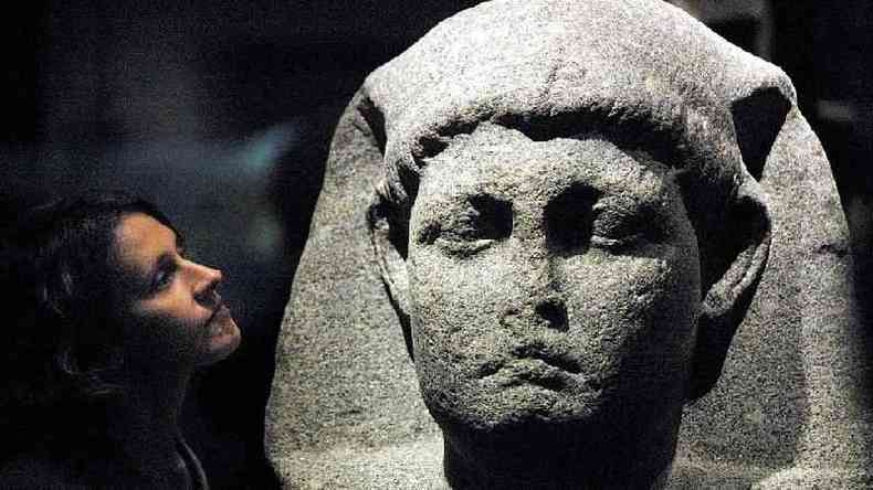 Esttuas de Clepatra foram preservadas, mas historiadores dizem no ser possvel determinar como exatamente era o rosto da rainha egpcia(foto: Getty Images)