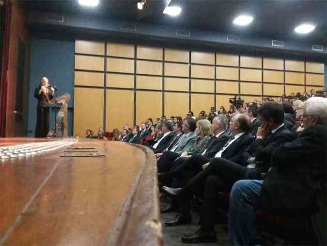 Ministra Crmen Lcia durante palestra em aula inaugural da Faculdade de Direito da PUC-MG(foto: Jair Amaral/EM/D.A Press)