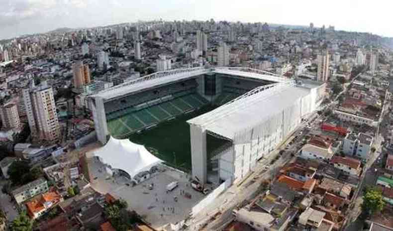 Dia de jogo no Independncia