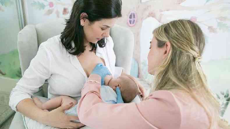 Andreza Prado com paciente e beb
