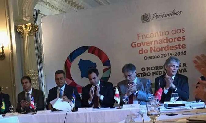 Na carta, os governadores reclamaram de cortes em programas sociais(foto: Divulgação) Na carta, os governadores reclamaram de cortes em programas sociais(foto: Divulgação)