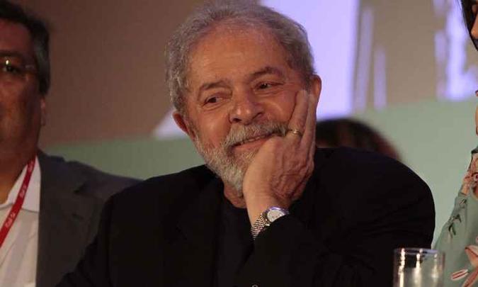 Defesa de lula considera alegações do MPF improcedentes(foto: Ana Rayssa Esp.CB D.A. Press) Defesa de lula considera alegações do MPF improcedentes(foto: Ana Rayssa Esp.CB D.A. Press)