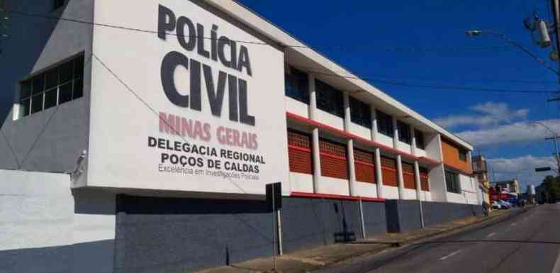 Suspeito foi levado para a Delegacia de Polcia Civil de Poos de Caldas(foto: Portal Pooscom/Divulgao)