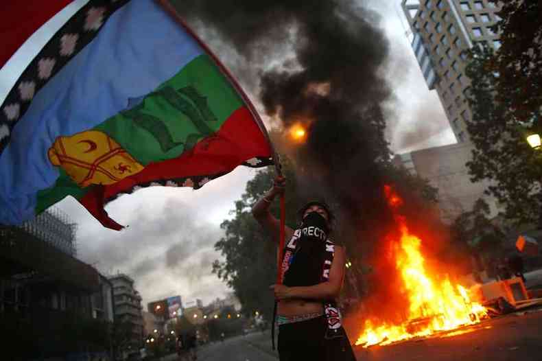 Protestos no Chile contra reformas e represso do governo(foto: AFP)