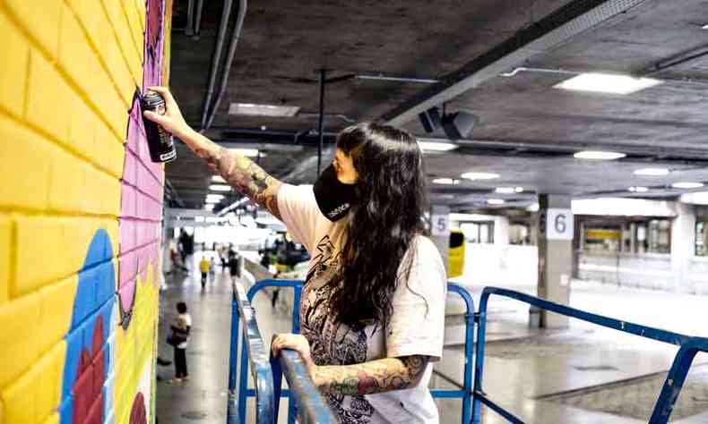 Maria Raquel Bolinho, a autora da personagem, cursou artes visuais na Uemg e letras na UFMG