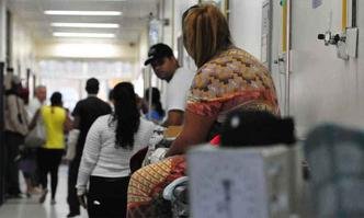 Corredores do pronto-atendimento do Odilon Behrens: hospital vai transferir parte de seus leitos de emergência para a UPA Noroeste(foto: Alexandre Guzanshe/EM/D.A Press) Corredores do pronto-atendimento do Odilon Behrens: hospital vai transferir parte de seus leitos de emergência para a UPA Noroeste(foto: Alexandre Guzanshe/EM/D.A Press)