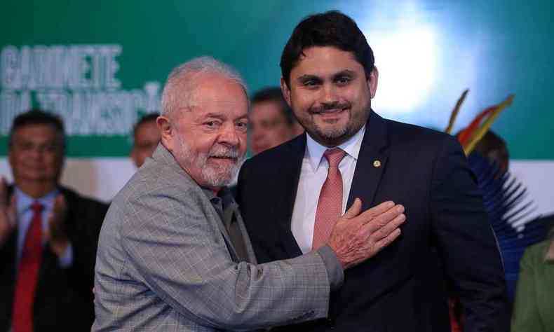 Presidente Luiz Incio Lula da Silva (PT) e o ministro das Comunicaes Juscelino Filho (Unio Brasil)