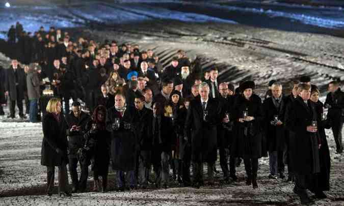 Chefes de Estado estiveram presentes na celebrao dos 70 anos da libertao do campo de Auschwitz(foto: Alain Jocard/AFP)
