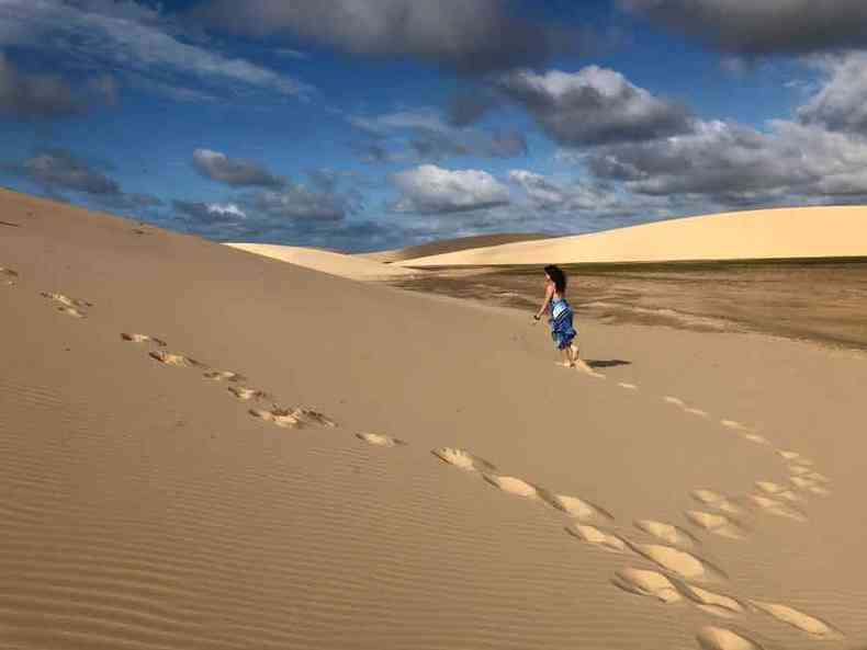 Visitar a regio  poder caminhar nas dunas de areias finas e apreciar o horizonte a perder de vista(foto: Bertha Maakaroun/EM/D.A Press )