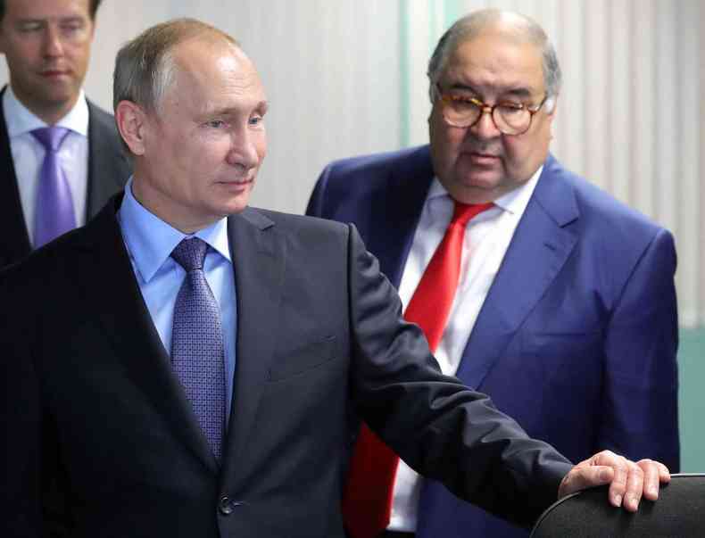 Vladimir Putin (esquerda), presidente da Rssia