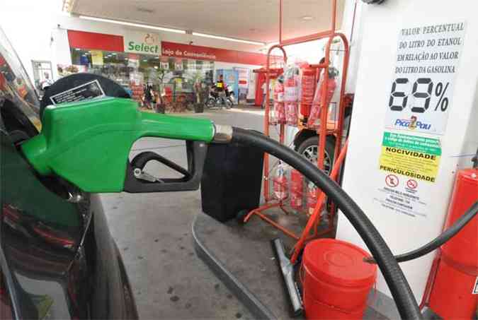Combustvel j que custa 70% ou menos que gasolina, o que o torna vantajoso (foto: Marcos Michelin/EM/D.A Press)