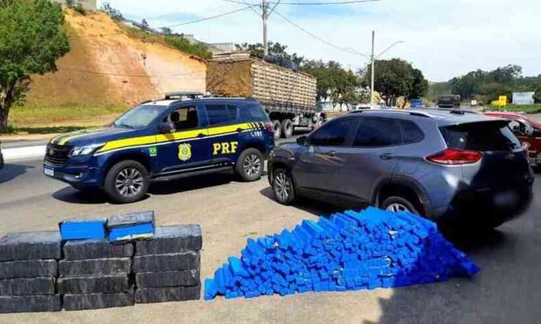 Ação da Polícia Rodoviária Federal (PRF) nessa quarta-feira (21/7) integra a terceira fase da Operação Caminhos de Minas(foto: PRF/Divulgação)