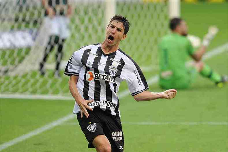 Nacho Fernndez marcou trs gols em trs jogos pelo Atltico (foto: Alexandre Guzanshe/EM D.A Press)
