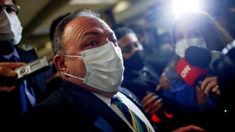 Eduardo Pazuello deu o depoimento mais aguardado da CPI e disse que falas de Bolsonaro no interferiam na compra de vacinas(foto: Reuters)