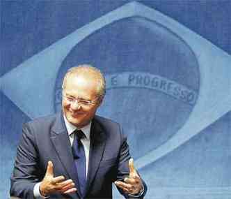 Apontado como futuro presidente do Senado, Renan jura a colegas que ainda no sabe se ser candidato, apesar de ser o nico nome na bolsa de apostas(foto: Iano Andrade/CB/D.A Press - 12/9/12)