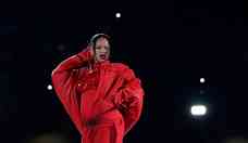 Alm de artista de primeira grandeza, Rihanna  empresria de sucesso