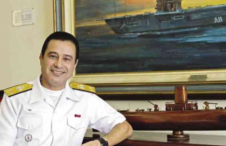 Almirante Almir Guarnier fez post em defesa do comandante da Aeronutica(foto: Ministrio da Defesa/Divulgao)