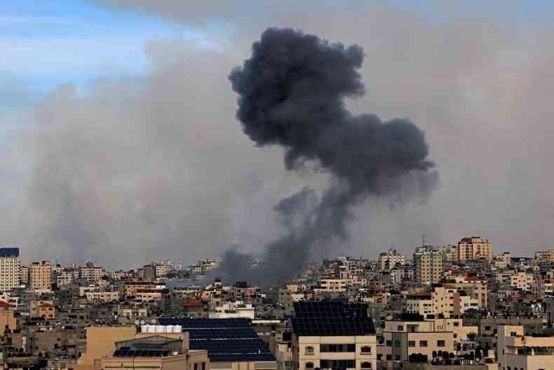 Nmero de mortos na Faixa de Gaza  de ao menos 313 e o de feridos 1.990