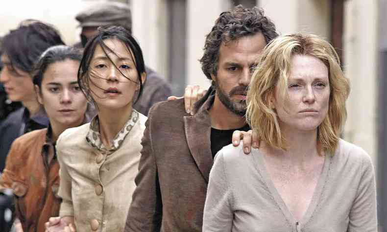 Jullianne Moore  a 'mulher do cego' na tima adaptao de 'Ensaio sobre a cegueira' para o cinema 