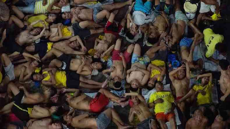 Presdios ficaram ainda mais lotados nas Filipinas por causa de poltica dura contra usurios e traficantes(foto: AFP)