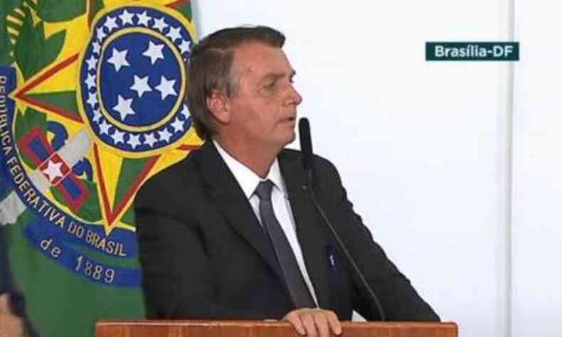 Presidente Jair Bolsonaro (sem partido) na cerimnia de sano da medida provisria que viabiliza a privatizao da Eletrobras (foto: TV Brasil/Reproduo)