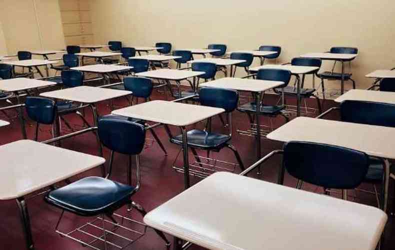 Segundo o manifesto, a suspenso das aulas presenciais provocou um fechamento em massa de escolas no estado