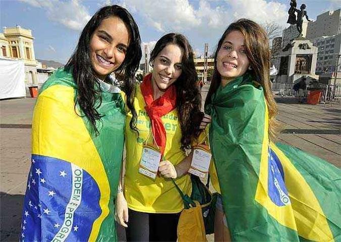 Gabriela Alves, 16, Tatiana Azevedo, 21, e Giulia Souza Mendes, 14(foto: Juarez Rodrigues/EM/D.A Press) Gabriela Alves, 16, Tatiana Azevedo, 21, e Giulia Souza Mendes, 14(foto: Juarez Rodrigues/EM/D.A Press)