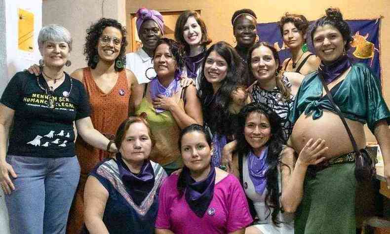 Mulheres de diversas partes do mundo compem o coletivo Cio da Terra em apoio a refugiadas e migrantes (foto: Cio da Terra/Divulgao )