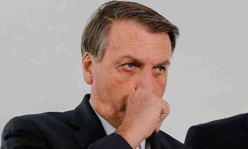 Presidente est insatisfeito com atitude de Ibaneis Rocha, chefe do poder Executivo no DF(foto: Sergio Lima/AFP)