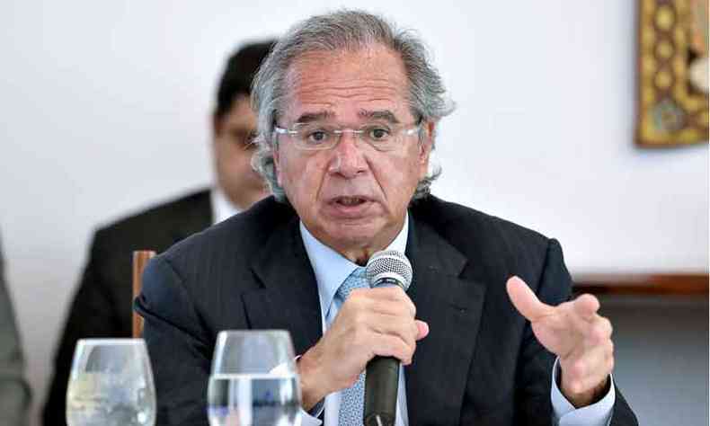 Paulo Guedes est negociando aprovao da reforma tributrias com parlamentares(foto: MARCOS CORREA/PR)