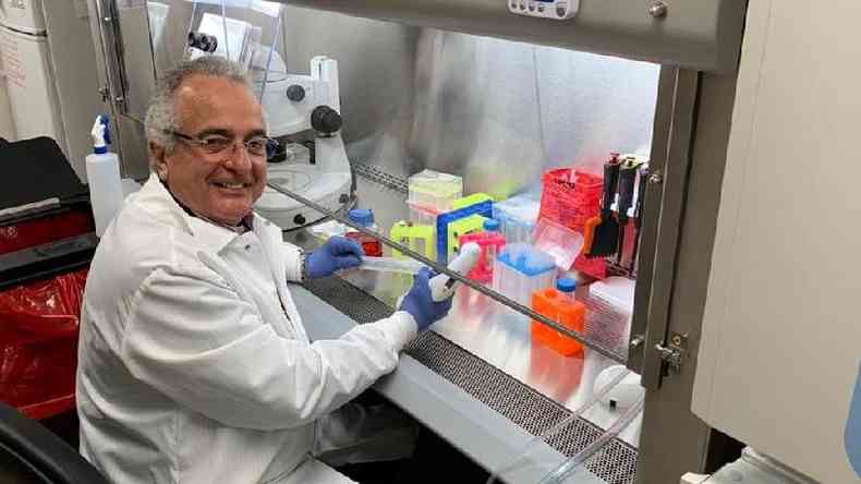 No Ministrio da Sade e no Instituto Butantan, Jorge Kalil Filho iniciou e finalizou o processo de transferncia de tecnologia da vacina contra a gripe no Brasil(foto: Arquivo pessoal)