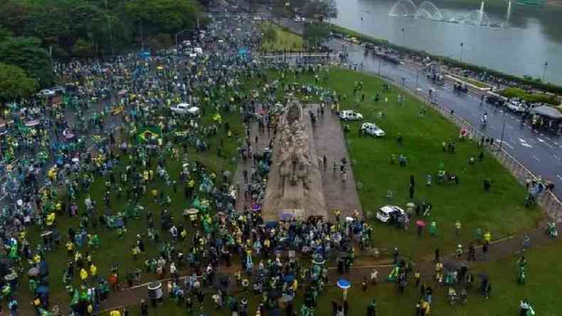 Manifestantes bolsonaristas no Ibirapuera, nas imediaes do Comando Militar do Sudeste, em 2 de novembro.