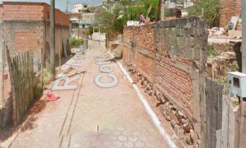 Fato aconteceu na Rua Aristides Junqueira Cotti, no Bairro Santa Tereza, em Caxambu(foto: Reproduo/Google Street View)