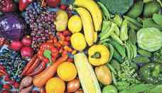 Frutas, verduras, cereais e carnes magras so os 'salvadores da ptria'