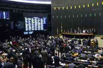 Deputados aprovaram o texto da PEC em primeiro turno(foto: Gustavo Lima/Agncia Cmara)