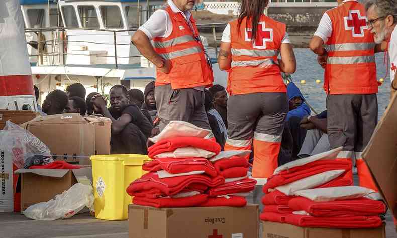 local de desembarque de migrantes na Espanha 