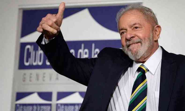 Ex-presidente Luiz Incio Lula da Silva (PT) parabeniza 'super pedido' de impeachment(foto: AFP)