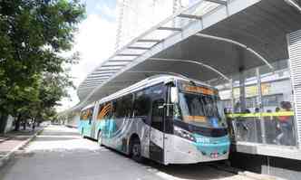 Briga ocorreu no fim da tarde passada na Estao do Move Tupinambs, no Centro(foto: Beto Magalhes/EM/DA Press - 26/02/2015)