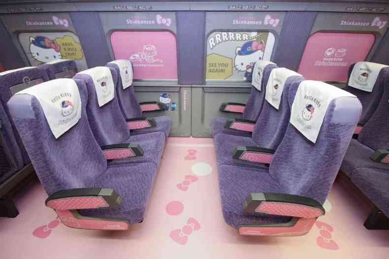 Os vages tm assentos lils e rosas, decorados com desenhos da Hello Kitty(foto: AFP PHOTO / WEST JAPAN RAILWAY)