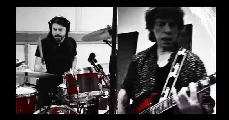 Dave Grohl e Mick Jagger juntos em novo clipe (foto: Youtube / Reprodução) Dave Grohl e Mick Jagger juntos em novo clipe (foto: Youtube / Reprodução)