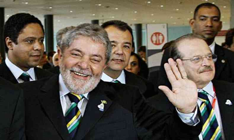 Lula usando uma gravata semelhante durante sesso do Comit Olmpico Internacional (COI), em 2009(foto: Ricardo Stuckert/Presidncia)