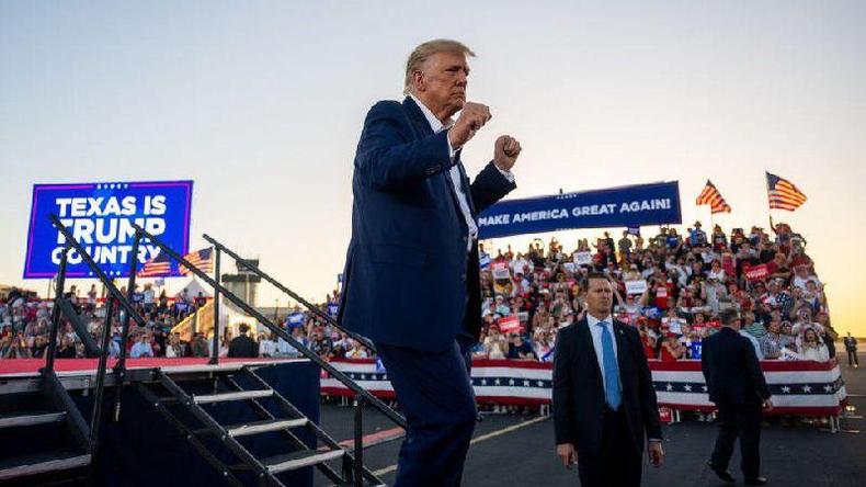 Donald Trump em comcio 